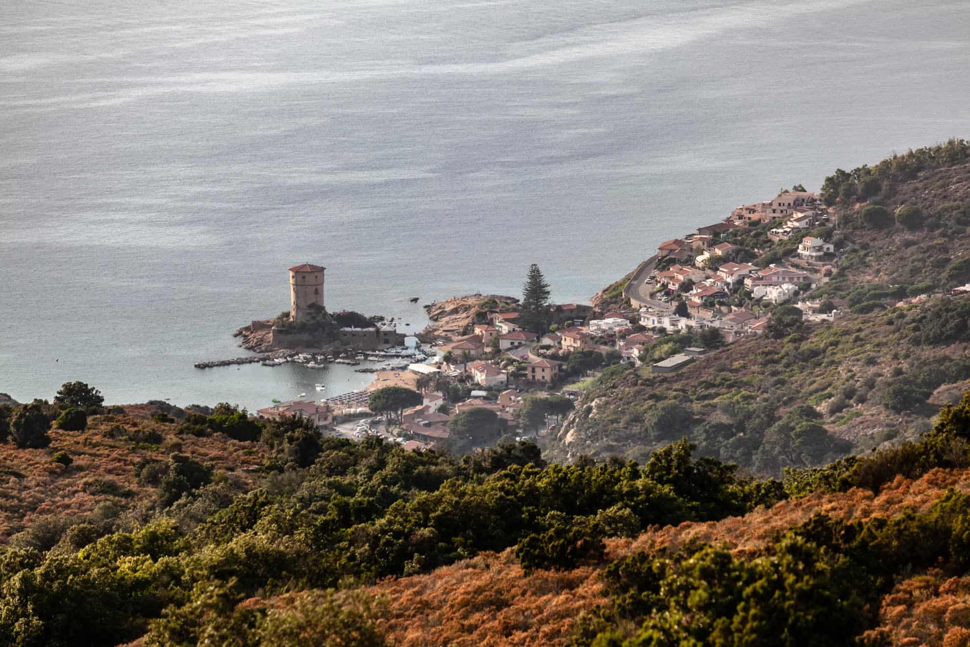 view of capel rosso during giglio island trekking route